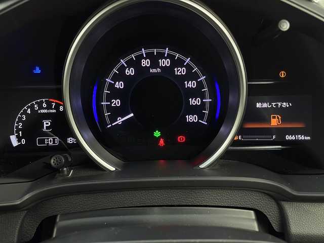 ホンダ フィット 13G F 新潟県 2018(平30)年 6.7万km タフホワイトⅡ ホンダセンシング/社外ナビ/　　SD/iPod/BT/FM/AM/レーダークルーズコントロール/ウィンカーミラー/電格ミラー/オートエアコン/アイドリングストップ/スマートキー/ETC