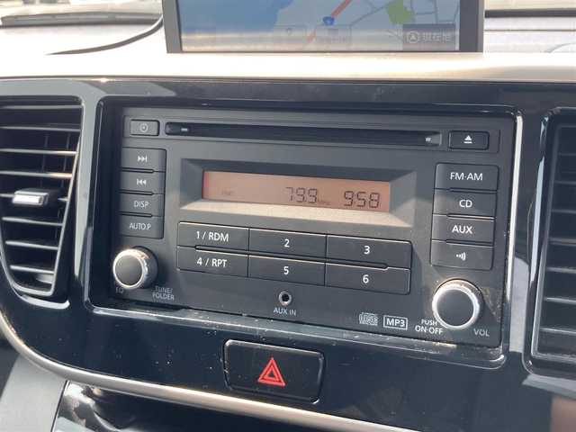 日産 デイズ ルークス ハイウェイスターX 鳥取県 2018(平30)年 6.2万km スターリングシルバーM 4・W・D/ワンオーナー/純正CDオーディオ/社外ポータブルナビ/ワンセグ/アラウンドビューモニター/エマージェンシーブレーキ/レーンキープアシスト/片側パワースライドドア/運転席シートヒーター/LEDヘットライト/フォグライト/純正14インチアルミホイール/プッシュエンジンスタート/アイドリングストップ