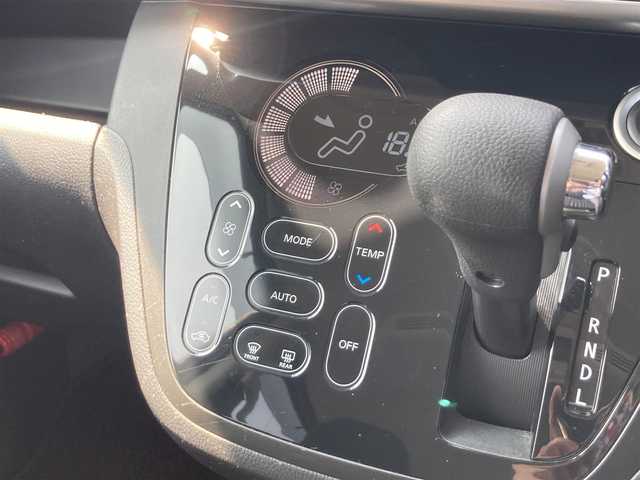日産 デイズ ルークス ハイウェイスターX 鳥取県 2018(平30)年 6.2万km スターリングシルバーM 4・W・D/ワンオーナー/純正CDオーディオ/社外ポータブルナビ/ワンセグ/アラウンドビューモニター/エマージェンシーブレーキ/レーンキープアシスト/片側パワースライドドア/運転席シートヒーター/LEDヘットライト/フォグライト/純正14インチアルミホイール/プッシュエンジンスタート/アイドリングストップ