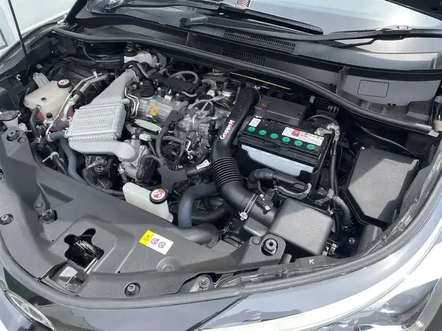 トヨタ Ｃ－ＨＲ G－T 神奈川県 2020(令2)年 5万km ブラックマイカ ９インチ純正ナビ　/バックカメラ　/ＴＲＤフルエアロ（フロントスポイラーLED付）/TRDトランクスポイラー/ドレスアップマフラー/TRDフロントバンパーガーニッシュ/TRDフォグガーニッシュ/Ｂｌｕｅｔｏｏｔｈ　ＤＶＤ　ＣＤ　/フルセグＴＶ　/ＥＴＣ２．０　/シートヒーター　/ＬＥＤヘッドライト　/フォグランプ　/ローダウンスプリング　/スマートキー/社外ドリンクホルダー/トヨタセーフティーセンス