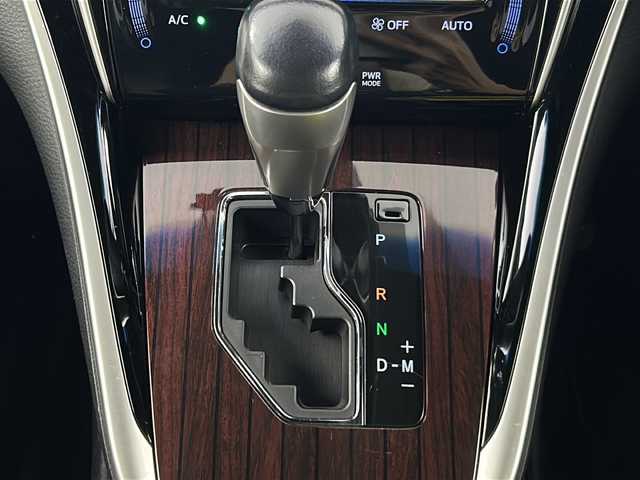 トヨタ ハリアー プレミアム 愛知県 2016(平28)年 8.9万km ブラック 禁煙車/純正9インチナビ/（CD/DVD/Bluetooth/フルセグTV/SD）/バックカメラ/レーンキープアシスト/オートマチックハイビーム/クルーズコントロール/電動リアゲート/パワーシート/ETC/ドライブレコーダー/スマートキー/プッシュスタート/LEDヘッドライト/純正18インチアルミホイール/純正フロアマット/横滑り防止装置