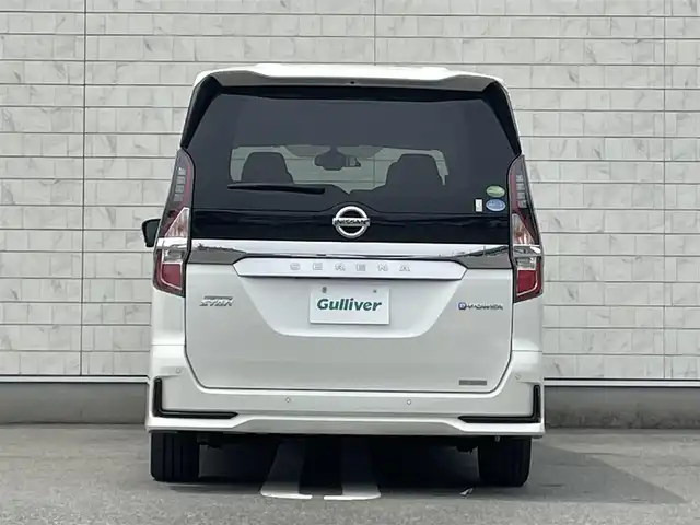日産 セレナ e－パワー ハイウェイスター V 福岡県 2020(令2)年 5.3万km ブリリアントホワイトパール 純正10型SDナビ(フルセグTV/CD/DVD/BT)アラウンドビューモニタープロパイロットエマージェンシーブレーキコーナーセンサーBSMドラレコETCシートヒーターハンドルヒーターUSBポート純正LEDヘッドライト純正16インチアルミホイール純正フロアマットスマートキープッシュスタート