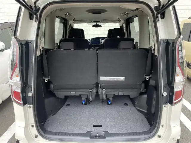 日産 セレナ e－パワー ハイウェイスター V 福岡県 2020(令2)年 5.3万km ブリリアントホワイトパール 純正10型SDナビ(フルセグTV/CD/DVD/BT)アラウンドビューモニタープロパイロットエマージェンシーブレーキコーナーセンサーBSMドラレコETCシートヒーターハンドルヒーターUSBポート純正LEDヘッドライト純正16インチアルミホイール純正フロアマットスマートキープッシュスタート
