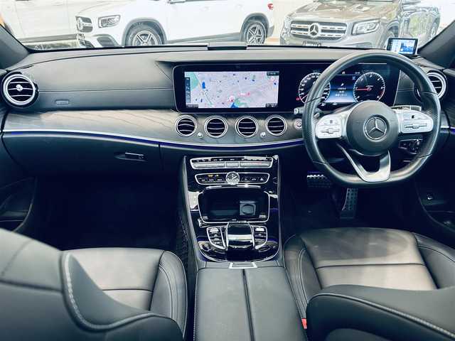 メルセデス・ベンツ Ｅ２２０ｄ アバンギャルド AMGライン 大阪府 2020(令2)年 3.6万km イリジウムシルバー ワンオーナー/レザーエクスクルーシブP/レーダーセーフティP/サンルーフ/HUD/ACC/ブルメスター/黒革/メモリ付きパワーシート/シートヒーター/純正ナビ/TV/360度カメラ/applecarplay/純正19インチAW/LEDヘッドライト/アンビエントライト/電動リアゲート/ブラインドスポット/ETC/レーダー探知機/パフュームアトマイザー