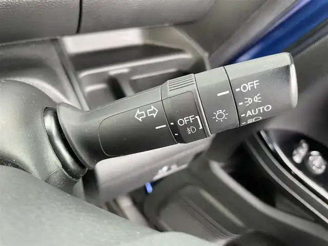 ホンダ Ｎ ＢＯＸ カスタム G L ホンダセンシング 熊本県 2018(平30)年 2.8万km ブリリアントスポーティブルーメタリック2トーン 社外ナビ/・ＡＭ／ＦＭ／ＣＤ／ＤＶＤ／ＳＤ／ＢＴ／フルセグＴＶ/ホンダセンシング/・衝突被害軽減ブレーキ/・車線逸脱警報/・先行車発進お知らせ/・標識認識機能/アダプティブクルーズコントロール/ステアリングリモコン/ビルトインＥＴＣ/片側パワースライドドア/充電用USBソケット/ＬＥＤヘッドライト/オートライト/フォグランプ/スマートキー/プッシュスタート/社外フロアマット/ドアバイザー/純正アルミホイール