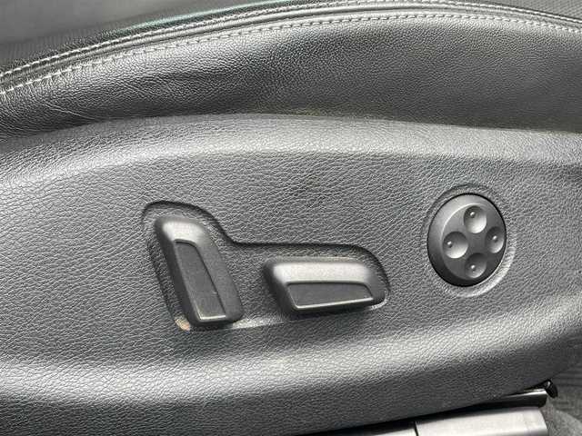 アウディ Ａ３ セダン 40TFSI クワトロ スポーツ 青森県 2019(令1)年 4.9万km ミトスブラックメタリック 4WD/純正メモリーナビ/（TV/Bt/AM/FM/USB/AUX)/ハーフレザーシート/バーチャルコックピット/前後ドラレコ/ACC/シートヒーター/D席パワーシート/前後コーナーセンサー/アイドリングストップ/パドルシフト/ETC2.0/LEDヘッドライト/オートライト/バックカメラ/エアバックW/サイド/カーテン/横滑り防止/ABS/取扱説明書/保証書/点検記録簿　R2/R3/R4/R5/R6