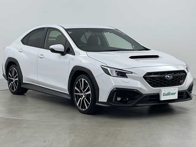 スバル ＷＲＸ Ｓ４ STIスポーツR EX 道央・札幌 2023(令5)年 1.1万km セラミックホワイト ・11.6インチセンターインフォメーションディスプレイ&/インフォテインメントシステム&BT&USB&AppleCarPlay&Android Auto/・ディスプレイオーディオ/・デジタルマルチビューモニター/・アイサイトセーフティプラス/・全車速追従機能付クルーズコントロール/・プリクラッシュブレーキ/・前側方プリクラッシュブレーキ/・前側方警戒アシスト/・後退時ブレーキアシスト/・AT誤発進抑制制御&AT誤後進抑制制御/・ツーリングアシスト/・車線逸脱抑制/・ふらつき警報/・先行車発進お知らせ機能/・青信号お知らせ機能/・後退時支援/・ブラインドスポットモニター/・エマージェンシーレーンキープアシスト/・ドライバーモニタリングシステム/・アクティブレーンチェンジアシスト/・エマージェンシーストップシグナル/・SUBARU STARLINK/・ビークルダイナミクスコントロール/・SI-DRIVE/・ドライブモードセレクト/・パドルシフト/・前席シートヒーター/・運転席&助手席パワーシート/・運転席シートポジションメモリー機能/・レザーシート/・ビルトインETC2.0/・ステアリング連動ヘッドランプ/・LEDヘッドライト/・オートライト/・スマートキー