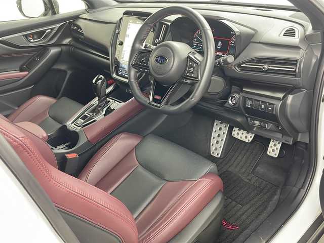 スバル ＷＲＸ Ｓ４ STIスポーツR EX 道央・札幌 2023(令5)年 1.1万km セラミックホワイト ・11.6インチセンターインフォメーションディスプレイ&/インフォテインメントシステム&BT&USB&AppleCarPlay&Android Auto/・ディスプレイオーディオ/・デジタルマルチビューモニター/・アイサイトセーフティプラス/・全車速追従機能付クルーズコントロール/・プリクラッシュブレーキ/・前側方プリクラッシュブレーキ/・前側方警戒アシスト/・後退時ブレーキアシスト/・AT誤発進抑制制御&AT誤後進抑制制御/・ツーリングアシスト/・車線逸脱抑制/・ふらつき警報/・先行車発進お知らせ機能/・青信号お知らせ機能/・後退時支援/・ブラインドスポットモニター/・エマージェンシーレーンキープアシスト/・ドライバーモニタリングシステム/・アクティブレーンチェンジアシスト/・エマージェンシーストップシグナル/・SUBARU STARLINK/・ビークルダイナミクスコントロール/・SI-DRIVE/・ドライブモードセレクト/・パドルシフト/・前席シートヒーター/・運転席&助手席パワーシート/・運転席シートポジションメモリー機能/・レザーシート/・ビルトインETC2.0/・ステアリング連動ヘッドランプ/・LEDヘッドライト/・オートライト/・スマートキー
