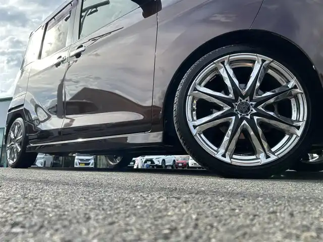 日産 デイズ ルークス ハイウェイスターターボ 愛媛県 2014(平26)年 6.7万km モカブラウンP 禁煙車/登録時走行距離：66804km/社外ナビ/BT/AM・FM/ワンセグ/CD/DVD/全方位カメラ/後席サンシェード/サーキュレーター/ドアバイザー/エンジンスタートボタン/両側パワースライドドア/前後ドライブレコーダー
