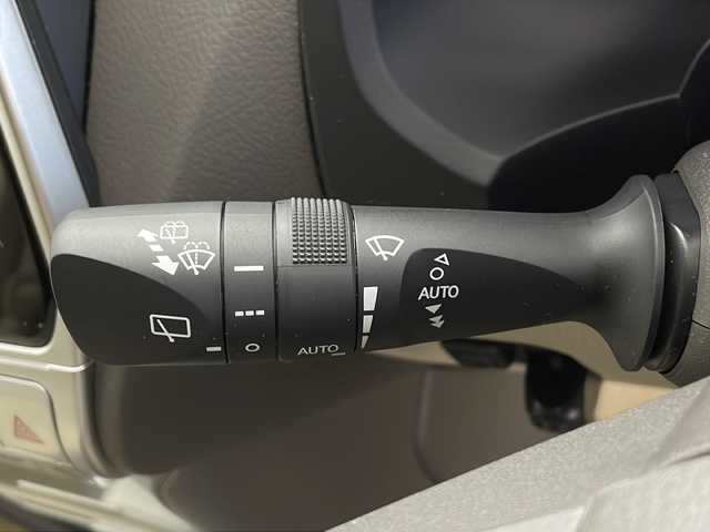 トヨタ ランドクルーザー プラド TX Lパッケージ 鹿児島県 2020(令2)年 3.4万km ホワイトパールクリスタルシャイン 社外エアロ　/（フロント/リア/サイド）/サンルーフ　/純正９型ナビ/（フルセグ/Bluetooth/DVD/CD）　/レーダークルーズコントロール　/ローダウン　/バックカメラ　/ＥＴＣ　/オートハイビーム　/オートライト/社外アルミホイール　/シートヒーター　/エアシート　/ＬＥＤヘッドライト　/コーナーセンサー/レーンキープアシスト/センターデフロック/４WD/プッシュスタート/スマートキー/スペアキー1本/保証書/取扱説明書