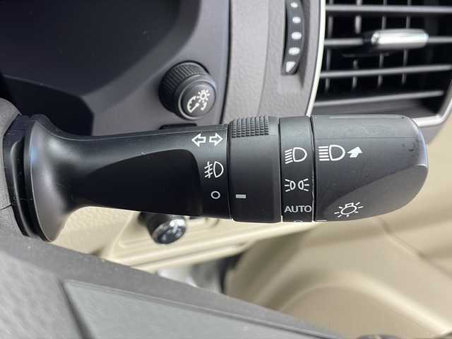 トヨタ ランドクルーザー プラド TX Lパッケージ 鹿児島県 2020(令2)年 3.4万km ホワイトパールクリスタルシャイン 社外エアロ　/（フロント/リア/サイド）/サンルーフ　/純正９型ナビ/（フルセグ/Bluetooth/DVD/CD）　/レーダークルーズコントロール　/ローダウン　/バックカメラ　/ＥＴＣ　/オートハイビーム　/オートライト/社外アルミホイール　/シートヒーター　/エアシート　/ＬＥＤヘッドライト　/コーナーセンサー/レーンキープアシスト/センターデフロック/４WD/プッシュスタート/スマートキー/スペアキー1本/保証書/取扱説明書