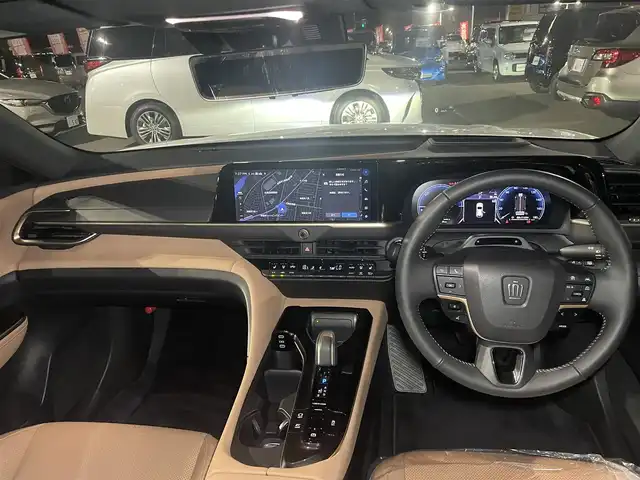 トヨタ クラウン スポーツ Z 道央・札幌 2023(令5)年 0.2万km パールⅡ ・４WD/ハイブリッド/・トヨタセーフティセンス/・プリクラッシュセーフティ/・レーダークルーズコントロール/・ブラインドスポットモニター/・純正１２.3インチディスプレイ/・ナビ/フルセグ/Bluetooth/・パノラミックビューモニター/・パノラマムーンルーフ/・ブラウンレザーシート/・シートヒーター/ベンチレーション/・ステアリングヒーター/・デジタルインナーミラー/・ビルトインETC/・LEDオートライト/オートハイビーム/・AC100V
