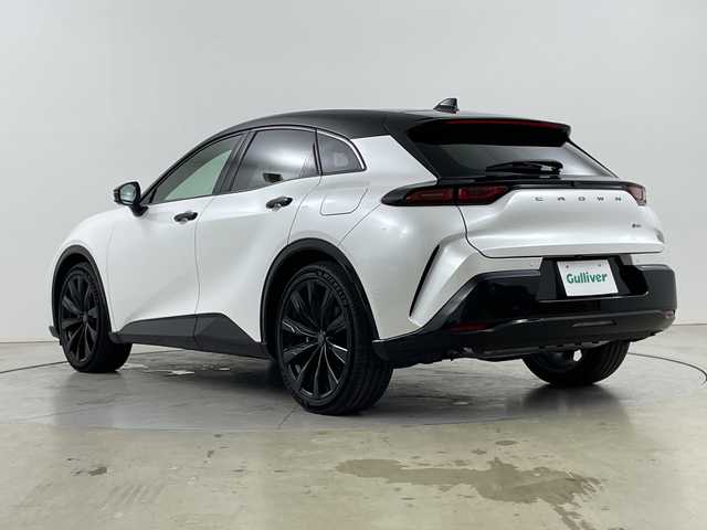 トヨタ クラウン スポーツ Z 道央・札幌 2023(令5)年 0.2万km パールⅡ ・４WD/ハイブリッド/・トヨタセーフティセンス/・プリクラッシュセーフティ/・レーダークルーズコントロール/・ブラインドスポットモニター/・純正１２.3インチディスプレイ/・ナビ/フルセグ/Bluetooth/・パノラミックビューモニター/・パノラマムーンルーフ/・ブラウンレザーシート/・シートヒーター/ベンチレーション/・ステアリングヒーター/・デジタルインナーミラー/・ビルトインETC/・LEDオートライト/オートハイビーム/・AC100V