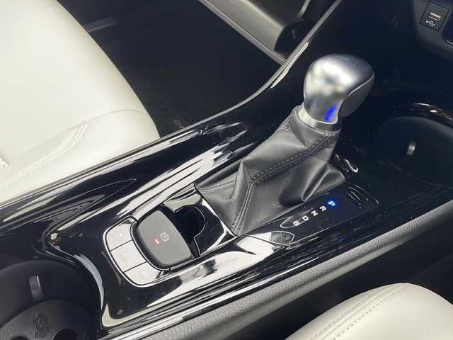 トヨタ Ｃ－ＨＲ G モード ネロ セーフティプラス 沖縄県 2021(令3)年 3.4万km ブラックマイカ 純正ディスプレイオーディオ/　Bluetooth/USB/パノラミックビューモニター/ビルトインETC/前後ドライブレコーダー/アダプティブクルーズコントロール/レーンキープアシスト/前後コーナーセンサー/オートマチックハイビーム/オートライト/LEDヘッドライト/合皮シート/前席シートヒーター/純正18インチAW/純正フロアマット/プッシュスタート/スマートキー/保証書