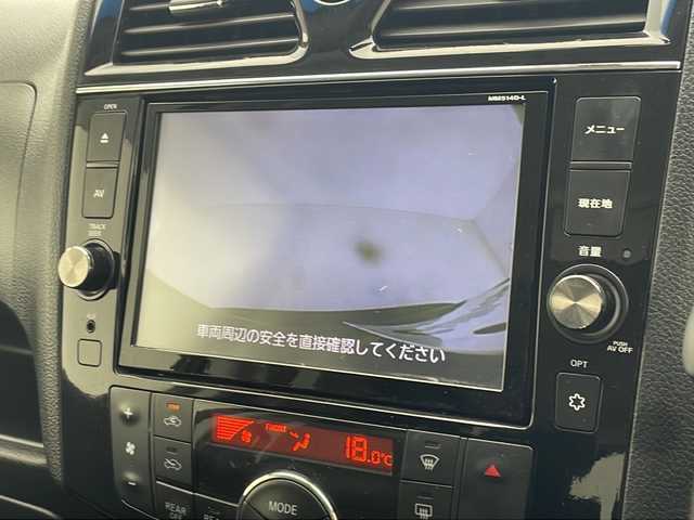 日産 セレナ ハイウェイスター Sハイブリッド 沖縄県 2014(平26)年 8.7万km ダイヤモンドブラック 純正SDナビ（MM514D-L)/　CD/DVD/SD/BT/フルセグ/バックカメラ/純正フリップダウンモニター/ビルトインETC/両側パワースライドドア/衝突被害軽減システム/クルーズコントロール/レーンキープアシスト/アイドリングストップ/LEDヘッドライト/オートライト/純正16インチAW/純正フロアマット/プッシュスタート/スマートキ―/保証書