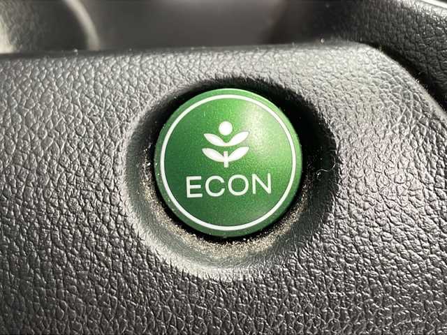 ホンダ Ｎ ＢＯＸ G ターボ Lパッケージ 千葉県 2015(平27)年 5.3万km プレミアムホワイトパールⅡ 社外パナソニックSDナビ/Bluetooth フルセグTV/バックカメラ/両側パワースライドドア/パドルシフト/クルーズコントロール/純正フロアマット/ヘッドライトレベライザー/アイドリングストップ/横滑り防止機能/プッシュスタート/スマートキー