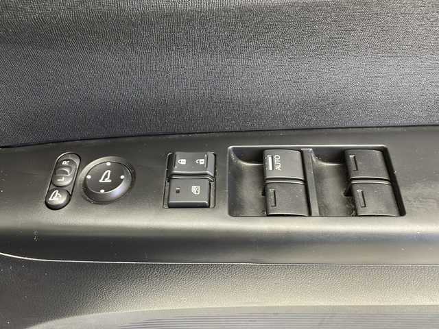 ホンダ Ｎ ＢＯＸ G ターボ Lパッケージ 千葉県 2015(平27)年 5.3万km プレミアムホワイトパールⅡ 社外パナソニックSDナビ/Bluetooth フルセグTV/バックカメラ/両側パワースライドドア/パドルシフト/クルーズコントロール/純正フロアマット/ヘッドライトレベライザー/アイドリングストップ/横滑り防止機能/プッシュスタート/スマートキー