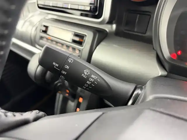 スズキ スペーシア ギア HYBRID XZ 愛知県 2020(令2)年 4.5万km オフブルーメタリック/ガンメタリック2トーンルーフ 8インチSDナビ/フルセグTV/Bluetooth/HDMI/CD/DVD/フリップダウンモニター/ドライブレコーダー/バックカメラ/ETC/両側パワースライドドア/前席シートヒーター/ステアリングスイッチ/デュアルカメラブレーキサポート/クリアランスソナー/オートライト/LEDヘッドライト/ルーフレール/純正15インチホイールキャップ/純正フロアマット/スマートキー