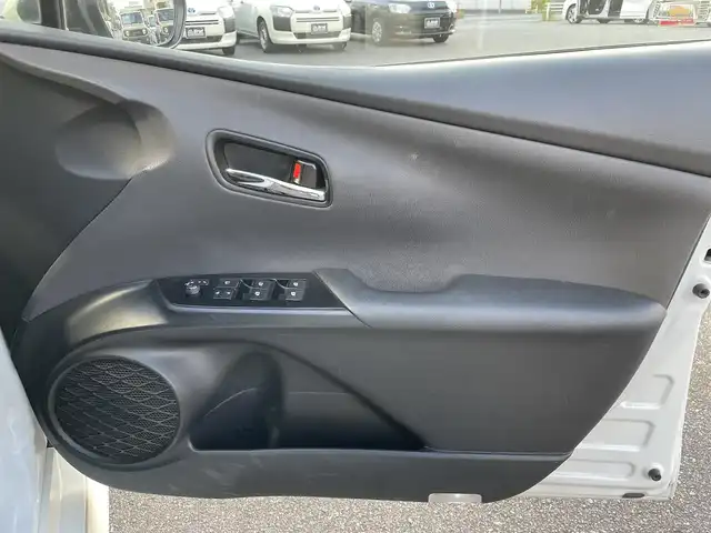 トヨタ プリウス A プレミアム　ツーリングセレ 愛知県 2016(平28)年 8.9万km ホワイトパールクリスタルシャイン モデリスタエアロ /トヨタセーフティセンス /レーダークルーズコントロール /パーキングアシスト /ナビ /フルセグTV /バックカメラ /ビルトインETC /合皮シート /シートヒーター /プッシュスタート/スマートキー