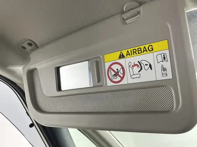 日産 セレナ e－パワー ハイウェイスター V 福岡県 2021(令3)年 6万km ブリリアントホワイトパール 純正9インチメモリナビ/アラウンドビューモニター/フルセグテレビ/純正フリップダウンモニター/純正ドライブレコーダー/デジタルインナーミラー/レーダークルーズコントロール/両側パワースライドドア/プッシュスタート/ETC/フォグランプ