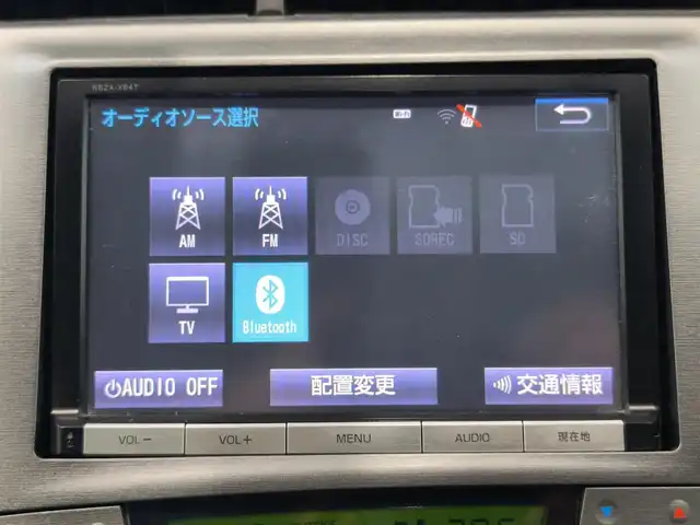 トヨタ プリウス G 熊本県 2014(平26)年 16.7万km ホワイトパールクリスタルシャイン 純正8型ナビ（NSZA-X64T）/【フルセグTV/CD/DVD/BT/SD】/バックカメラ/クルーズコントロール/ステアリングリモコン/前後ドライブレコーダー/ビルトインETC/ハーフレザーシート/D席パワーシート/HIDオートライト/フォグランプ/スマートキー/プッシュスタート/純正フロアマット/純正ドアバイザー/取扱説明書(車両/ナビ)/保証書