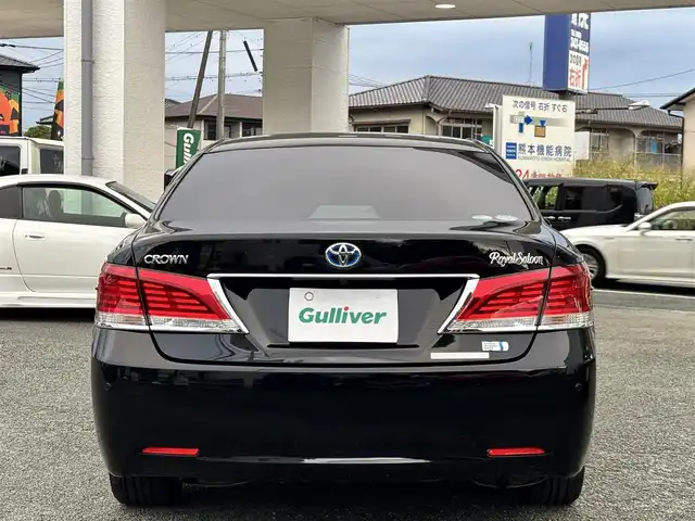 トヨタ クラウン ハイブリッド ロイヤルサルーン 熊本県 2015(平27)年 12.1万km ブラック 純正メーカーナビ/【フルセグTV/Bluetooth/CD/DVD】/バックカメラ/クルーズコントロール/コーナーセンサー/前席パワーシート/プッシュスタート/スマートキー/オートLEDライト/ウィンカーミラー/革巻きステアリング/ステアリングスイッチ/ドライブレコーダー前後/純正18インチAW/純正ドアバイザー/純正フロアマット/ABS/横滑り防止装置/サイド/カーテンエアバック/保証書/取扱説明書/スペアキー