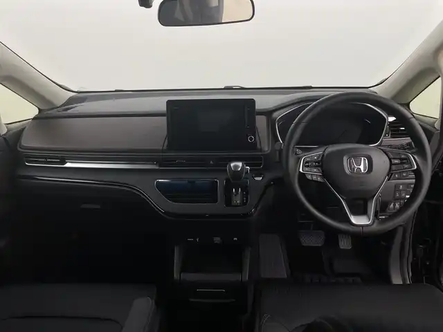 ホンダ オデッセイ ハイブリッド e:HEVアブソルート 新潟県 2021(令3)年 2万km プレミアムスパークルブラックパール ホンダセンシング/フリップダウンモニター/純正フルエアロ/純正10インチナビ/　　フルセグ/CD/DVD/BT/アラウンドビューモニター/両側パワースライドドア/レーダークルーズコントロール/ハーフレザーシート/パワーシート/LEDオートライト/純正AW付サマータイヤ車載(215/60R17)/ステアリングスイッチ/アイドリングストップ/スマートキー/ビルトインETC2.0