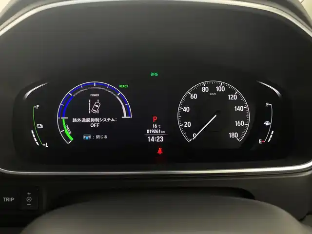 ホンダ オデッセイ ハイブリッド e:HEVアブソルート 新潟県 2021(令3)年 2万km プレミアムスパークルブラックパール ホンダセンシング/フリップダウンモニター/純正フルエアロ/純正10インチナビ/　　フルセグ/CD/DVD/BT/アラウンドビューモニター/両側パワースライドドア/レーダークルーズコントロール/ハーフレザーシート/パワーシート/LEDオートライト/純正AW付サマータイヤ車載(215/60R17)/ステアリングスイッチ/アイドリングストップ/スマートキー/ビルトインETC2.0