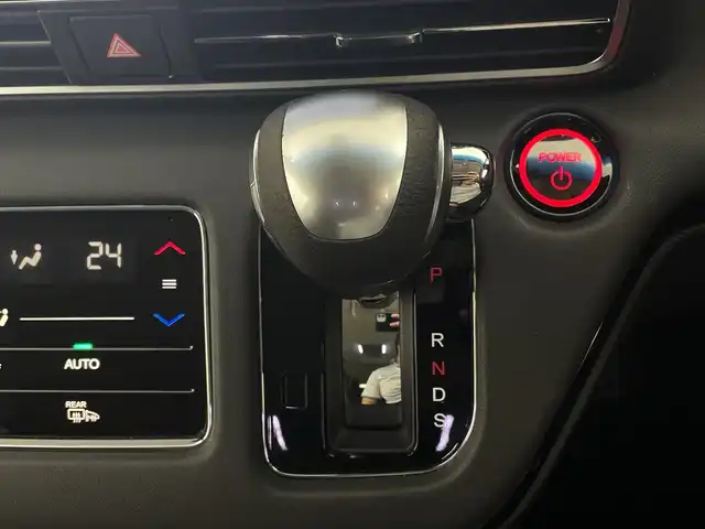 ホンダ オデッセイ ハイブリッド e:HEVアブソルート 新潟県 2021(令3)年 2万km プレミアムスパークルブラックパール ホンダセンシング/フリップダウンモニター/純正フルエアロ/純正10インチナビ/　　フルセグ/CD/DVD/BT/アラウンドビューモニター/両側パワースライドドア/レーダークルーズコントロール/ハーフレザーシート/パワーシート/LEDオートライト/純正AW付サマータイヤ車載(215/60R17)/ステアリングスイッチ/アイドリングストップ/スマートキー/ビルトインETC2.0