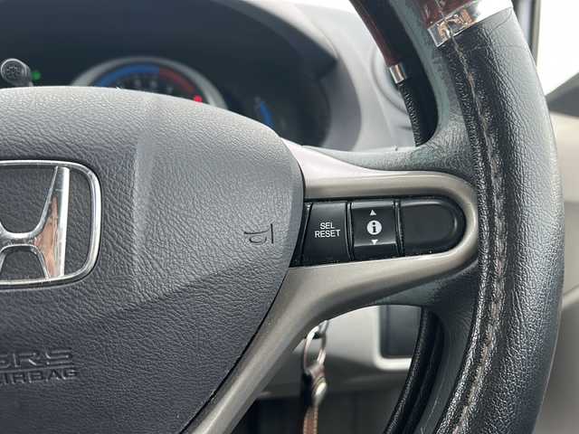 ホンダ インサイト G 愛媛県 2009(平21)年 16.7万km スペクトラムホワイトパール 純正ナビ/ETC/純正フロアマット/ファブリックシート/ワンセグTV/CDチェンジャー/パワーウィンドウ/パワーステアリング/ABS/リモコンキー