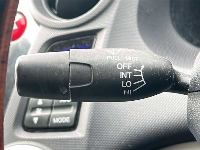 ホンダ インサイト G 愛媛県 2009(平21)年 16.7万km スペクトラムホワイトパール 純正ナビ/ETC/純正フロアマット/ファブリックシート/ワンセグTV/CDチェンジャー/パワーウィンドウ/パワーステアリング/ABS/リモコンキー