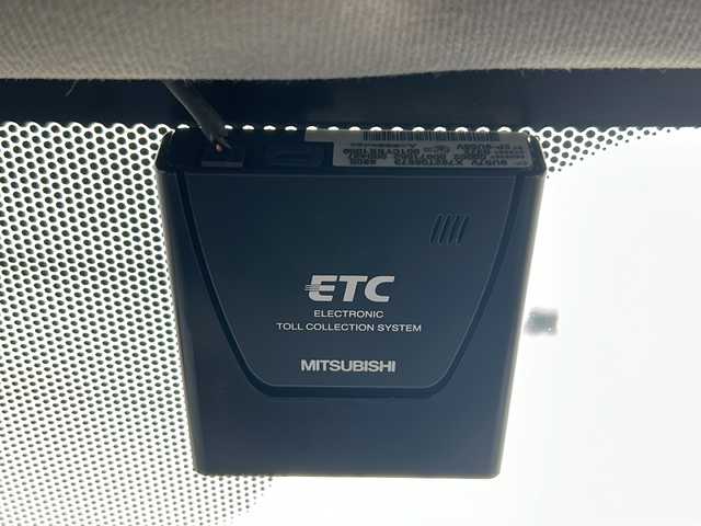 ホンダ インサイト G 愛媛県 2009(平21)年 16.7万km スペクトラムホワイトパール 純正ナビ/ETC/純正フロアマット/ファブリックシート/ワンセグTV/CDチェンジャー/パワーウィンドウ/パワーステアリング/ABS/リモコンキー