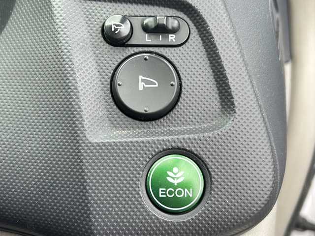 ホンダ インサイト G 愛媛県 2009(平21)年 16.7万km スペクトラムホワイトパール 純正ナビ/ETC/純正フロアマット/ファブリックシート/ワンセグTV/CDチェンジャー/パワーウィンドウ/パワーステアリング/ABS/リモコンキー