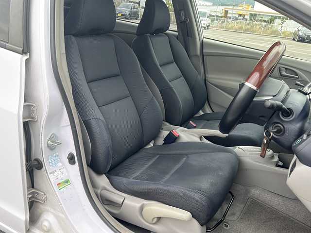 ホンダ インサイト G 愛媛県 2009(平21)年 16.7万km スペクトラムホワイトパール 純正ナビ/ETC/純正フロアマット/ファブリックシート/ワンセグTV/CDチェンジャー/パワーウィンドウ/パワーステアリング/ABS/リモコンキー