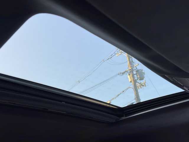 メルセデス・ベンツ ゲレンデヴァーゲン Ｇ４００ｄ AMGライン 大阪府 2024(令6)年 0.4万km 白 ワンオーナー/純正ナビ【TV/BlueTooth/AppleCarPlay】/全周囲カメラ/ボディカラー　オパリスホワイト/アダプティブダンピングシステム/AMGラインパッケージ/ラグジュアリーパッケージ/G manufakturプログラム/ブルメスターオーディオ/前席メモリー機能付パワーシート/前席ランバーサポート/前席リラクゼーション機能/前席ダイナミックシート/クライメートコントロール/エナジャイジングコンフォート/デフロック/アンビエントライト/インテリジェントライトシステム/前後ドライブレコーダー/レーダークルーズコントロール/ETC2.0