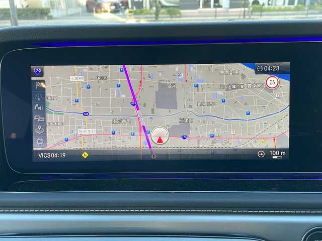 メルセデス・ベンツ ゲレンデヴァーゲン Ｇ４００ｄ AMGライン 大阪府 2024(令6)年 0.4万km 白 ワンオーナー/純正ナビ【TV/BlueTooth/AppleCarPlay】/全周囲カメラ/ボディカラー　オパリスホワイト/アダプティブダンピングシステム/AMGラインパッケージ/ラグジュアリーパッケージ/G manufakturプログラム/ブルメスターオーディオ/前席メモリー機能付パワーシート/前席ランバーサポート/前席リラクゼーション機能/前席ダイナミックシート/クライメートコントロール/エナジャイジングコンフォート/デフロック/アンビエントライト/インテリジェントライトシステム/前後ドライブレコーダー/レーダークルーズコントロール/ETC2.0