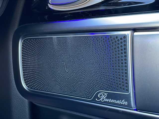 メルセデス・ベンツ ゲレンデヴァーゲン Ｇ４００ｄ AMGライン 大阪府 2024(令6)年 0.4万km 白 ワンオーナー/純正ナビ【TV/BlueTooth/AppleCarPlay】/全周囲カメラ/ボディカラー　オパリスホワイト/アダプティブダンピングシステム/AMGラインパッケージ/ラグジュアリーパッケージ/G manufakturプログラム/ブルメスターオーディオ/前席メモリー機能付パワーシート/前席ランバーサポート/前席リラクゼーション機能/前席ダイナミックシート/クライメートコントロール/エナジャイジングコンフォート/デフロック/アンビエントライト/インテリジェントライトシステム/前後ドライブレコーダー/レーダークルーズコントロール/ETC2.0