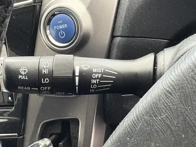 トヨタ プリウス α S ツーリングセレクション 滋賀県 2015(平27)年 7.4万km アティチュードブラックマイカ 社外7インチナビ　DVD/CD/Bluetooth/SD/フルセグ/ビルトインETC/ステアリングスイッチ/デジタルインナーミラー/電動格納ミラー/コーナーセンサー（前後）/スマートキー