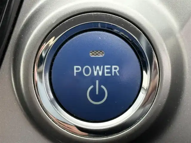 トヨタ プリウス α S ツーリングセレクション 滋賀県 2015(平27)年 7.4万km アティチュードブラックマイカ 社外7インチナビ　DVD/CD/Bluetooth/SD/フルセグ/ビルトインETC/ステアリングスイッチ/デジタルインナーミラー/電動格納ミラー/コーナーセンサー（前後）/スマートキー