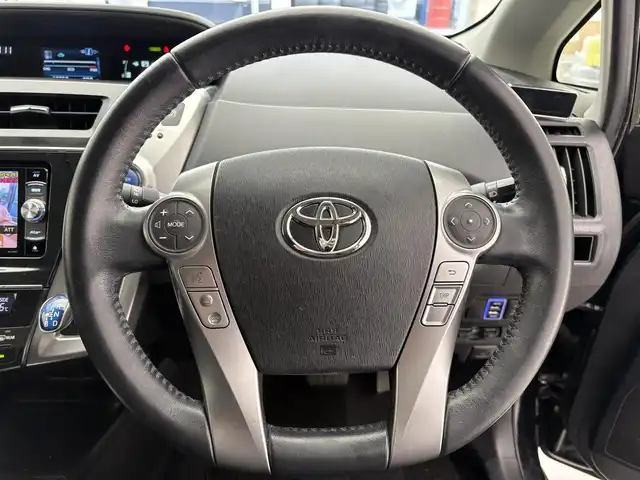 トヨタ プリウス α S ツーリングセレクション 滋賀県 2015(平27)年 7.4万km アティチュードブラックマイカ 社外7インチナビ　DVD/CD/Bluetooth/SD/フルセグ/ビルトインETC/ステアリングスイッチ/デジタルインナーミラー/電動格納ミラー/コーナーセンサー（前後）/スマートキー