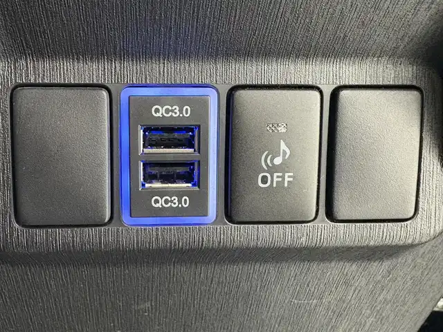 トヨタ プリウス α S ツーリングセレクション 滋賀県 2015(平27)年 7.4万km アティチュードブラックマイカ 社外7インチナビ　DVD/CD/Bluetooth/SD/フルセグ/ビルトインETC/ステアリングスイッチ/デジタルインナーミラー/電動格納ミラー/コーナーセンサー（前後）/スマートキー