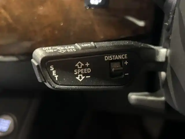 アウディ Ａ４ 2．0 TFSI クワトロ 道央・札幌 2016(平28)年 4.9万km ミトスブラックメタリック ラグジュアリーパッケージ/マトリクスLEDヘッドライト/Bang＆Olufsenサラウンド/バーチャルコックピット/パーシャルレザー/シートヒーター/純正HDDナビ フルセグ/TV バックカメラ /ACC /レーンキープアシスト/電動リアゲート