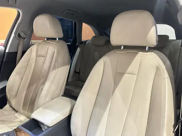 アウディ Ａ４ 2．0 TFSI クワトロ 道央・札幌 2016(平28)年 4.9万km ミトスブラックメタリック ラグジュアリーパッケージ/マトリクスLEDヘッドライト/Bang＆Olufsenサラウンド/バーチャルコックピット/パーシャルレザー/シートヒーター/純正HDDナビ フルセグ/TV バックカメラ /ACC /レーンキープアシスト/電動リアゲート