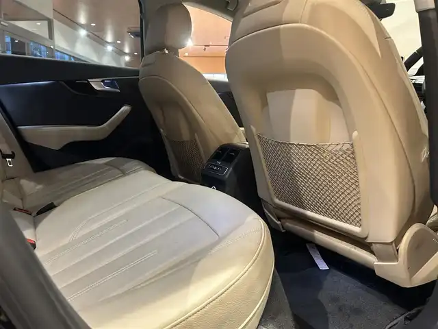 アウディ Ａ４ 2．0 TFSI クワトロ 道央・札幌 2016(平28)年 4.9万km ミトスブラックメタリック ラグジュアリーパッケージ/マトリクスLEDヘッドライト/Bang＆Olufsenサラウンド/バーチャルコックピット/パーシャルレザー/シートヒーター/純正HDDナビ フルセグ/TV バックカメラ /ACC /レーンキープアシスト/電動リアゲート