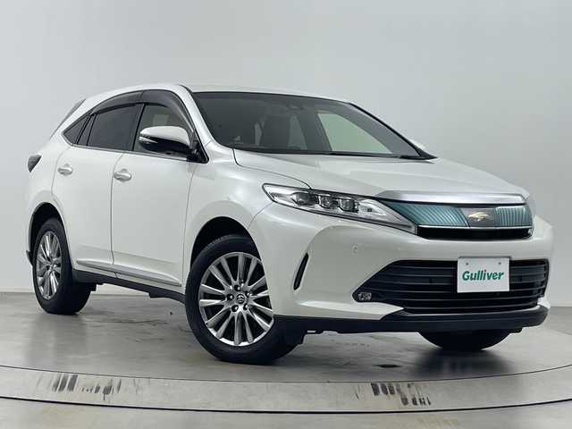 トヨタ ハリアー プレミアム メタル&レザーP 埼玉県 2018(平30)年 4.5万km ホワイトパールクリスタルシャイン 純正9インチナビ/　(Bluetooth/CD/DVD/FM/AM)/フルセグテレビ/バックカメラ/ビルトインETC/パワーバックドア/レザーシート/クルーズコントロール/車線逸脱警報/クリアランスソナー/シートヒーター/エアーシート/メモリ付きパワーシート/電子パーキングシステム/ブレーキホールド/プッシュスタート/オートLEDライト/オートハイビーム/純正18インチアルミホイール