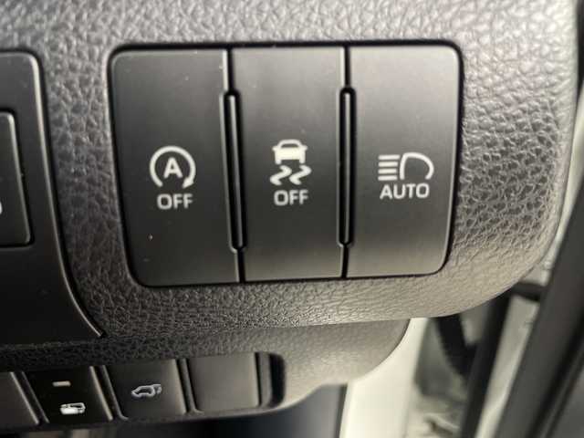 トヨタ ハリアー プレミアム メタル&レザーP 埼玉県 2018(平30)年 4.5万km ホワイトパールクリスタルシャイン 純正9インチナビ/　(Bluetooth/CD/DVD/FM/AM)/フルセグテレビ/バックカメラ/ビルトインETC/パワーバックドア/レザーシート/クルーズコントロール/車線逸脱警報/クリアランスソナー/シートヒーター/エアーシート/メモリ付きパワーシート/電子パーキングシステム/ブレーキホールド/プッシュスタート/オートLEDライト/オートハイビーム/純正18インチアルミホイール