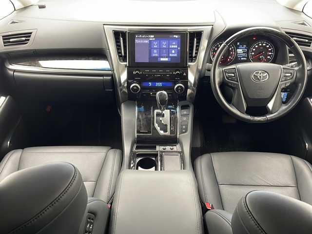 トヨタ アルファード S Cパッケージ 沖縄県 2023(令5)年 2.5万km ホワイトパールクリスタルシャイン 純正ナビ/（フルセグＴＶ、ＣＤ、ＤＶＤ、Ｂｌｕｅｔｏｏｔｈ）/バックカメラ/純正フリップダウンモニター/ＥＴＣ/前後ドライブレコーダー/クルーズコントロール/両側パワースライドドア/モデリスタエアロ/ＬＥＤヘッドライト/前後コーナーセンサー/オートライト/プッシュスタート　/スマートキー/シートヒーター　/エアシート/ステアリングスイッチ/サンシェード/純正アルミホイール