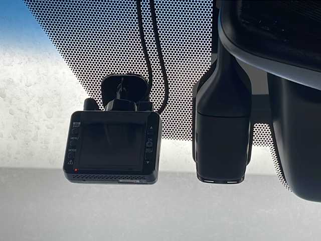 トヨタ アルファード S Cパッケージ 沖縄県 2023(令5)年 2.5万km ホワイトパールクリスタルシャイン 純正ナビ/（フルセグＴＶ、ＣＤ、ＤＶＤ、Ｂｌｕｅｔｏｏｔｈ）/バックカメラ/純正フリップダウンモニター/ＥＴＣ/前後ドライブレコーダー/クルーズコントロール/両側パワースライドドア/モデリスタエアロ/ＬＥＤヘッドライト/前後コーナーセンサー/オートライト/プッシュスタート　/スマートキー/シートヒーター　/エアシート/ステアリングスイッチ/サンシェード/純正アルミホイール