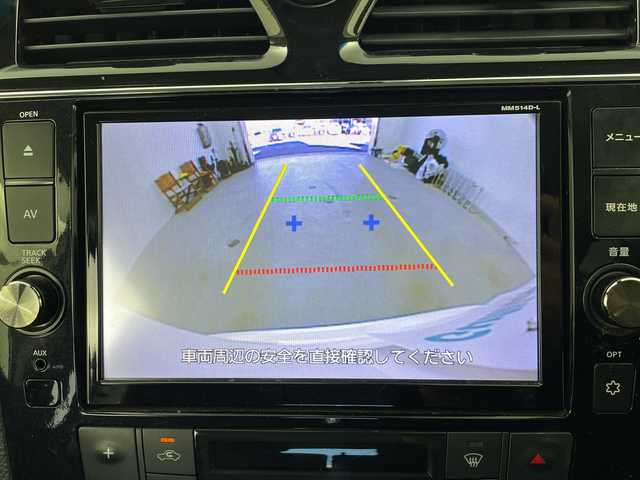 日産 セレナ HWS S HV Vセレ +Sefty 鹿児島県 2015(平27)年 6万km ブリリアントホワイトパール 純正８インチナビ　/（フルセグ/Bluetooth/CD/DVD/AM/FM)　/フリップダウンモニター　/両側パワースライドドア　/クルーズコントロール　/ビルドインＥＴＣ　/レーンディパーチャーアラート　/電動格納ミラー/オートハイビーム/LEDヘッドライト　/プッシュスタートボタン　/スペアキー有