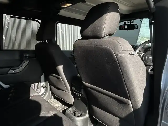 クライスラー・ジープ ジープ ラングラー アンリミテッド スポーツ 長野県 2017(平29)年 2.7万km シルバー LEXXEL WHEEL17インチ / WILD BOARアシストグリップ/ 純正ラバーマット / カロッツェリア2DINナビ / バックカメラ / サイドカメラ / 地デジTV/ MSV リアキャリア / クルーズコントロール / ETC / キーレス / コーナーセンサー